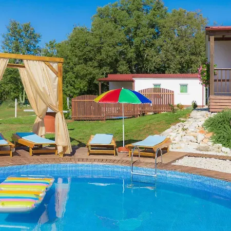 Ferienhaus Holiday Jelovci-7 Mofardini